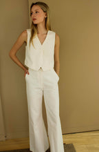 Load image into Gallery viewer, Capucine vest - White Île d'Yeu