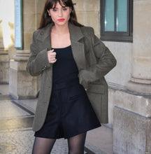 Load image into Gallery viewer, Constance Shorts - Vendome Black