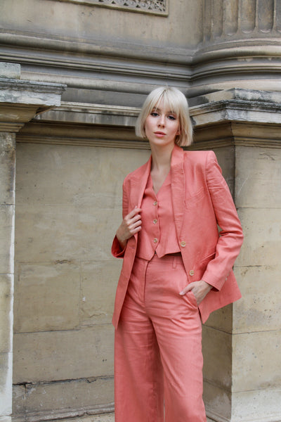 How to wear a Coral Jacket