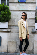 Upload image to gallery, Mathilde oversize jacket - Jaune Miel Montmartre
